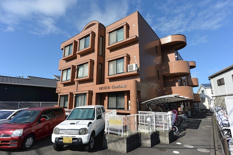 建物外観　リヴェールシャトー