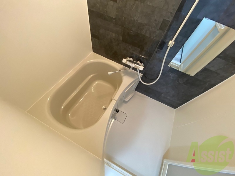 バス・シャワールーム　お風呂になります。一日の疲れを癒してくださいね。