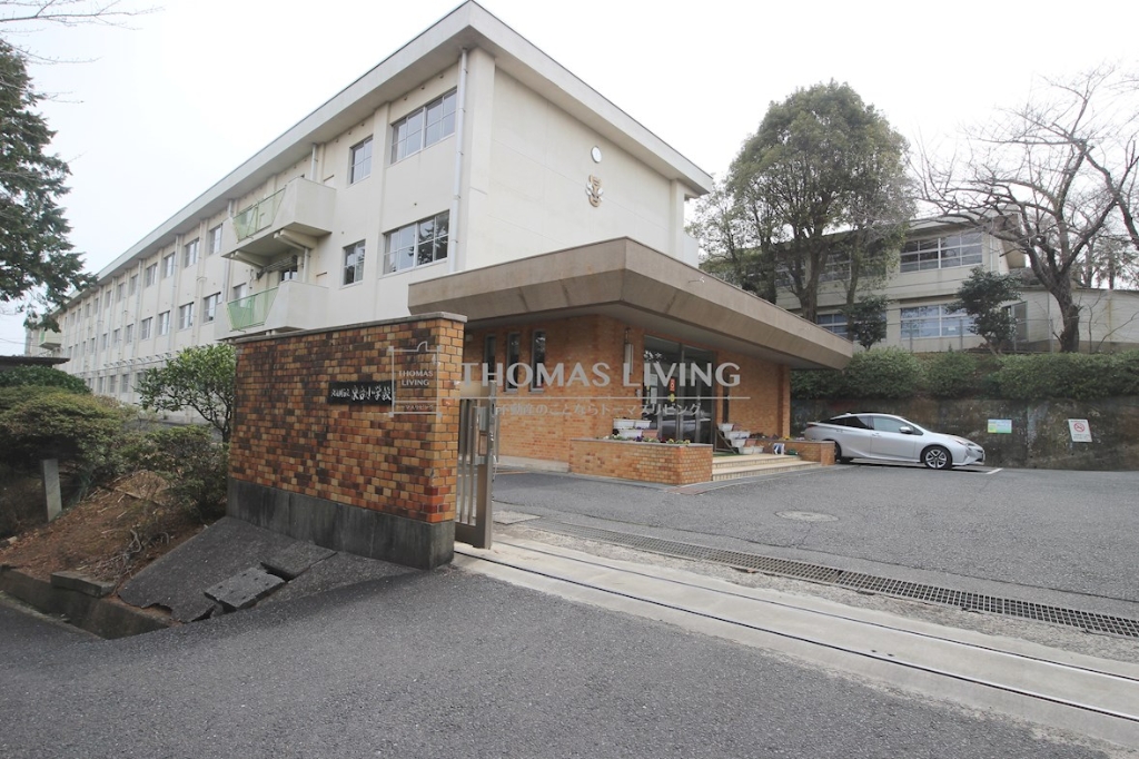 小学校　北九州市立泉台小学校（小学校）まで1180m