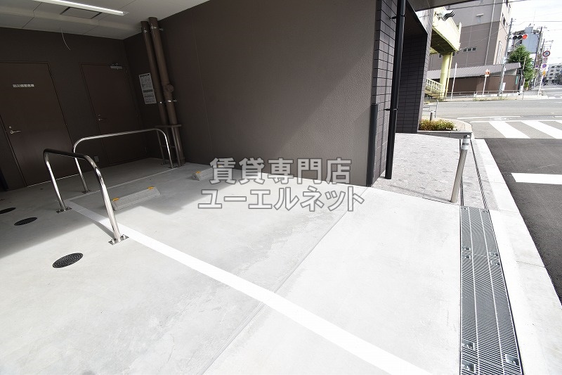 駐車場　敷地内駐車場