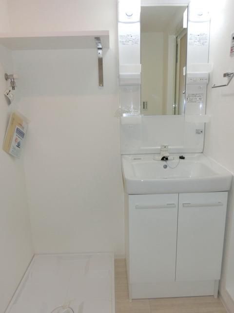 洗面設備　おしゃれな洗面台