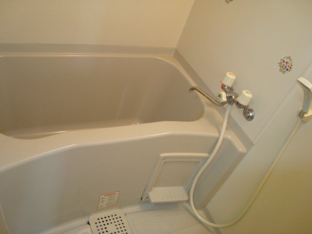 バス・シャワールーム　きれいなお風呂です