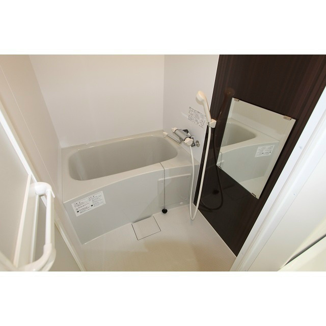 バス・シャワールーム　※同シリーズの室内写真となります。