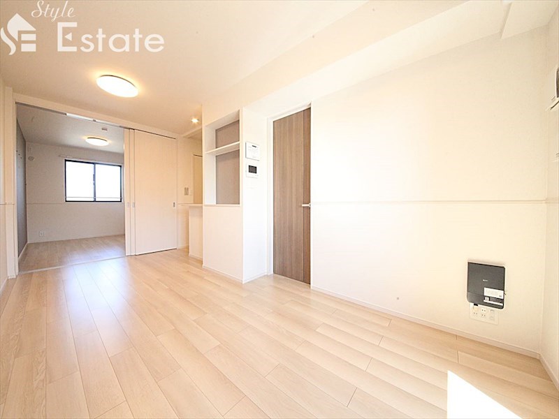 居室・リビング　内装