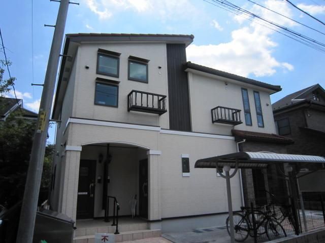 エントランス　☆生活便利な立地☆