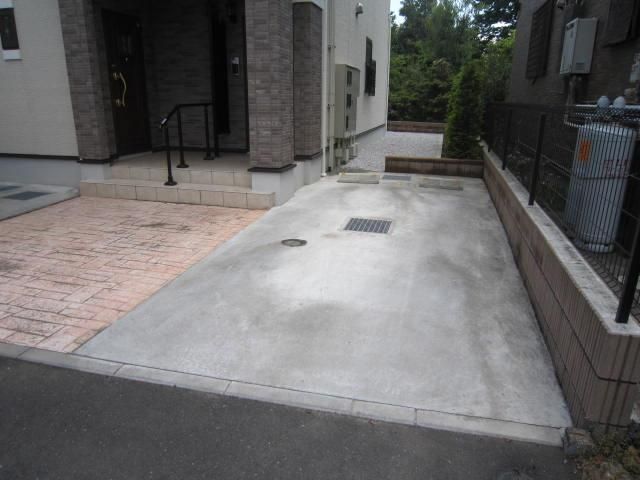 駐車場　☆敷地内駐車場☆