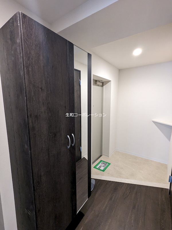 玄関　※建築中写真/同間取り303撮影