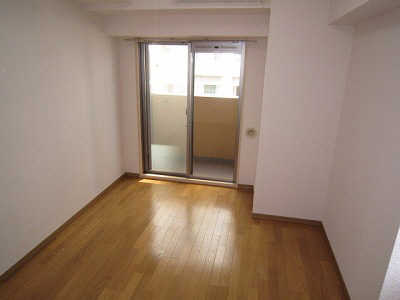 居室・リビング　写真は同マンションの別のお部屋のものです