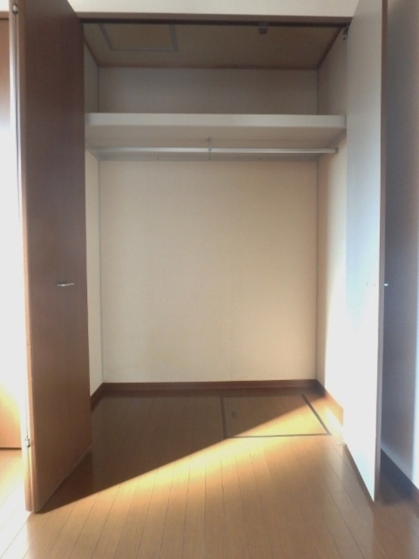 収納　図面と現状に相違がある場合には現状を優先