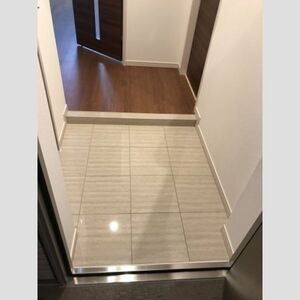 玄関　明るい玄関です