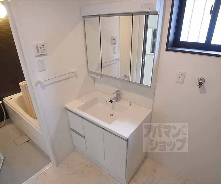 洗面設備　洗面台