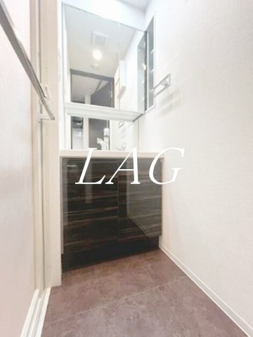 洗面設備　洗面台です。