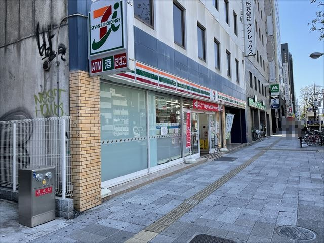 コンビニ　大阪長堀心斎橋店（コンビニ）まで140m