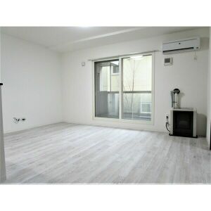 居室・リビング　★お洒落なデザイナーズ！★エアコン完備！追焚機能付1坪バス！