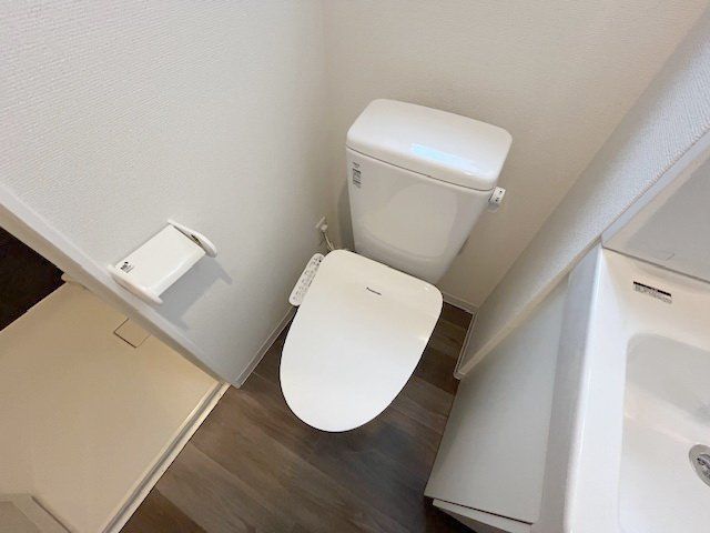 トイレ　トイレ