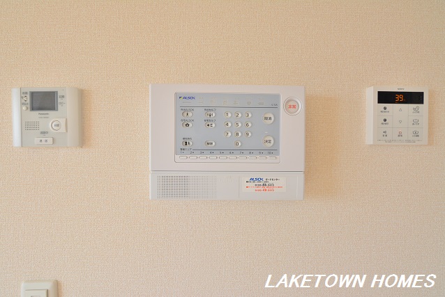 セキュリティ　セコムホームセキュリティー完備です。