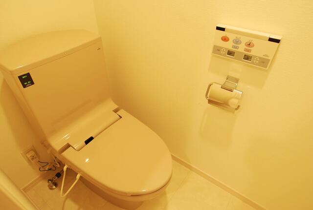 トイレ　清潔感のあるトイレです