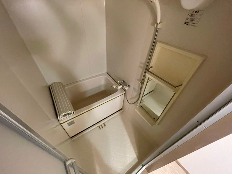 バス・シャワールーム　少しレトロ間のある浴室