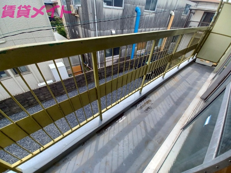 バルコニー　同型参考写真です。
