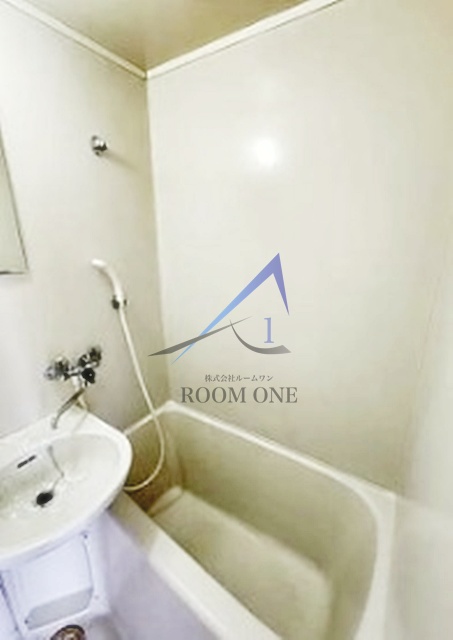 バス・シャワールーム　お風呂です。