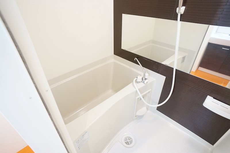 バス・シャワールーム　※別部屋の参考写真となります※現況優先※