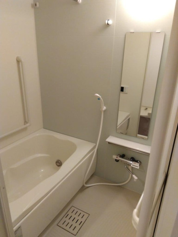 バス・シャワールーム　同タイプ写真