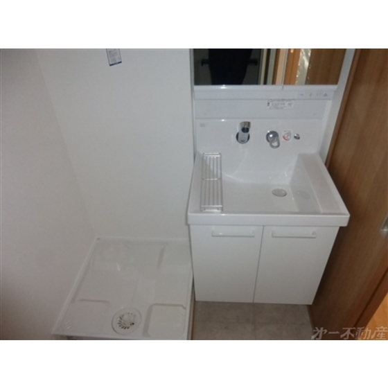 洗面設備　洗面台・洗濯機置場