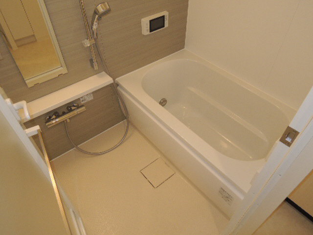 バス・シャワールーム　日々の疲れを癒すお風呂付です