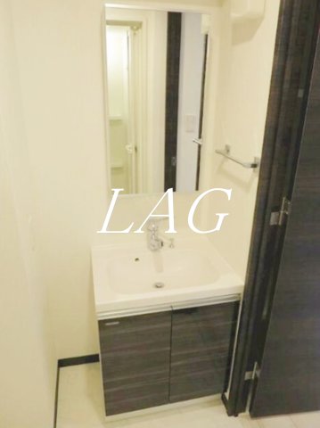 洗面設備　洗面台です。