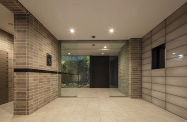 エントランス　エントランス