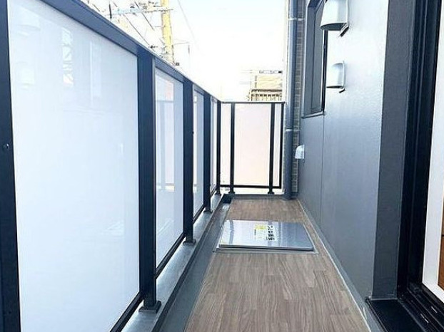 バルコニー　バルコニー