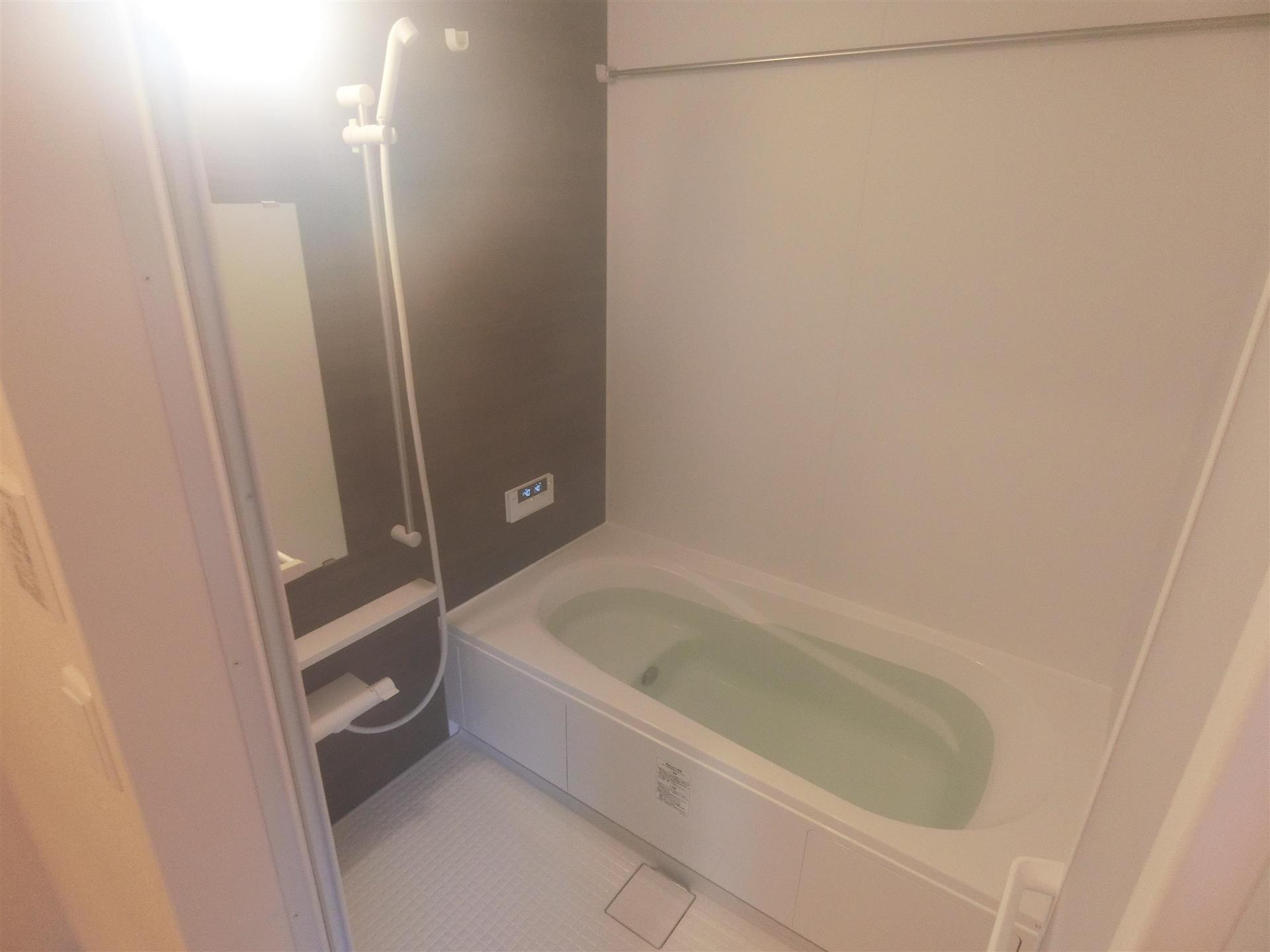 バス・シャワールーム　バス