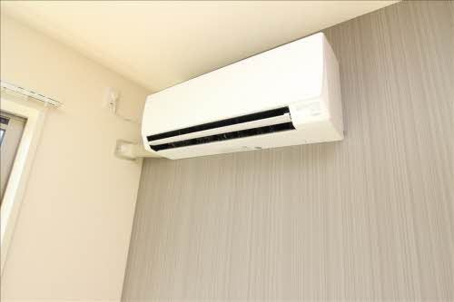 その他　リビングエアコン♪