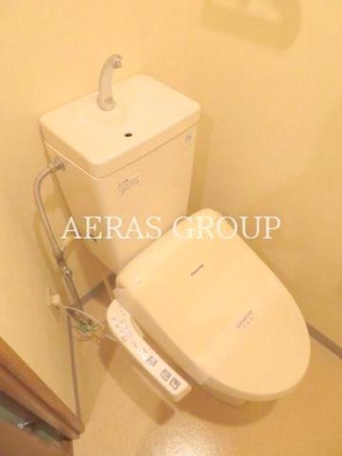 トイレ　温水洗浄便座