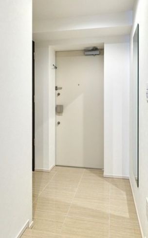 玄関　収納もある玄関です