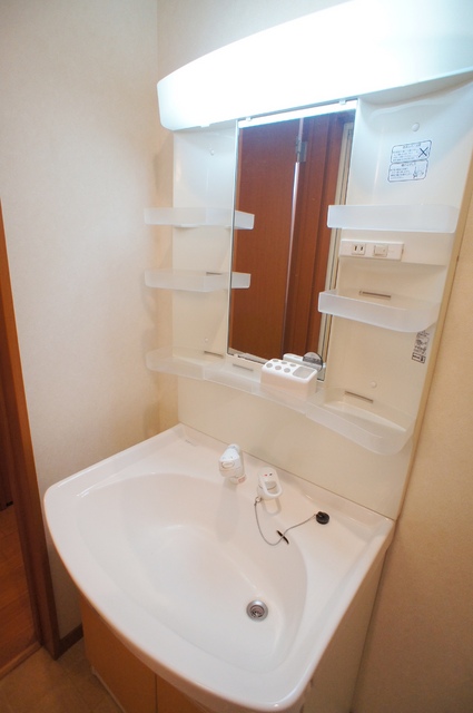 洗面設備　忙しい朝にも快適に準備ができるシャンプードレッサー★