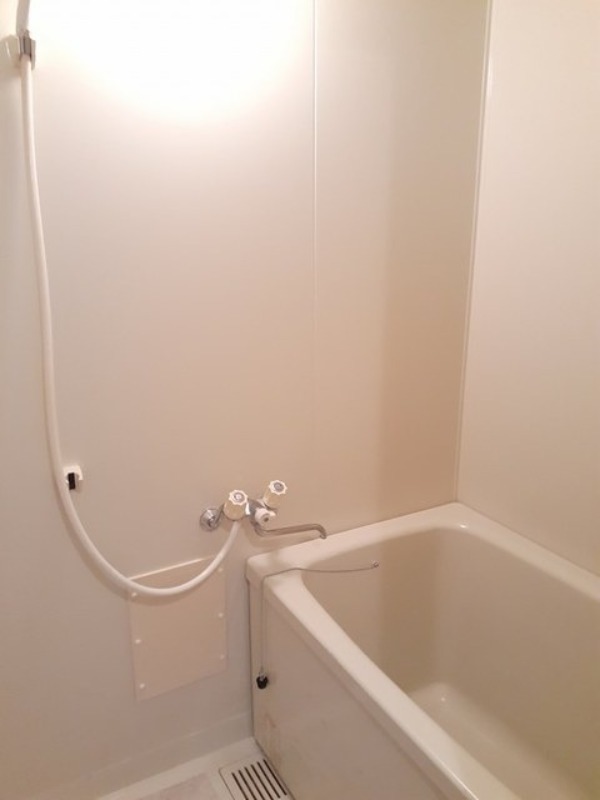 バス・シャワールーム　図面と現状に相違がある場合には現状を優先