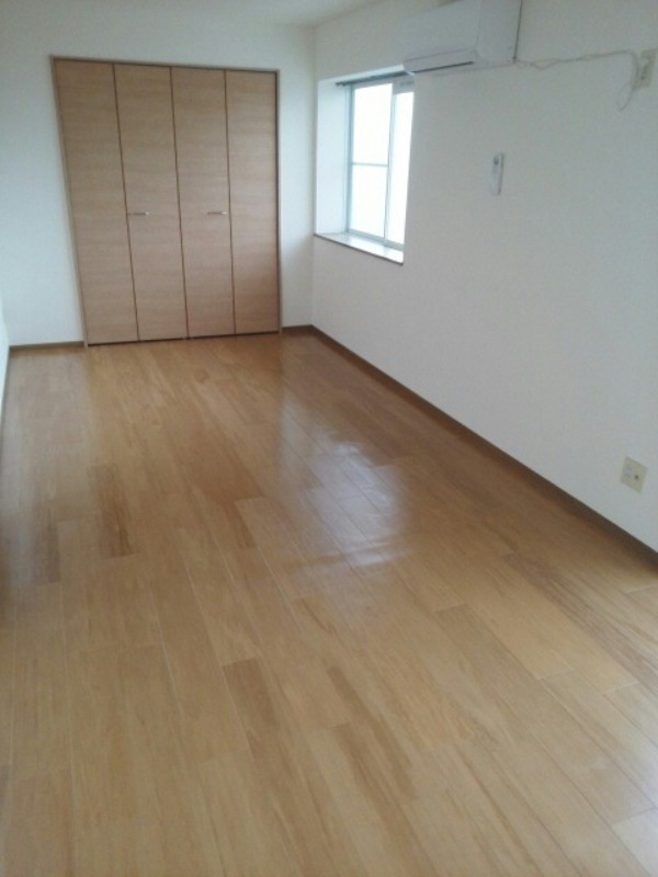 居室・リビング　図面と現状に相違がある場合には現状を優先