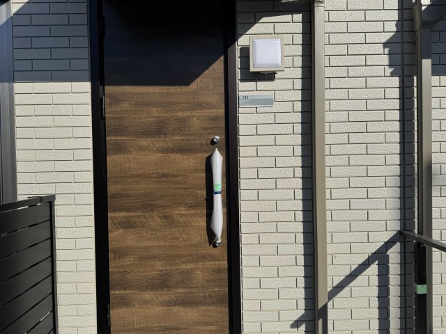 玄関　落ち着いた玄関です