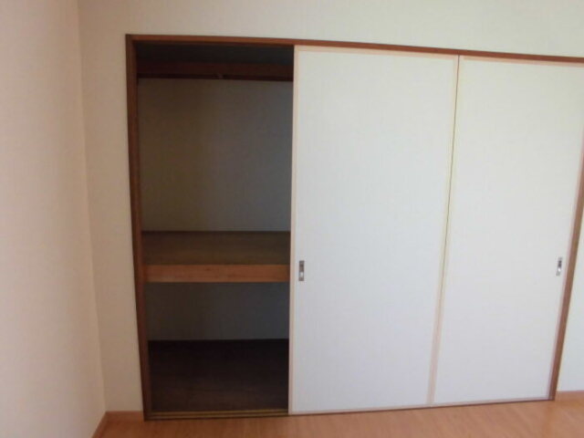 収納　１０１　押入