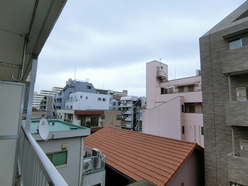 バルコニー　前面棟の影響ありません。