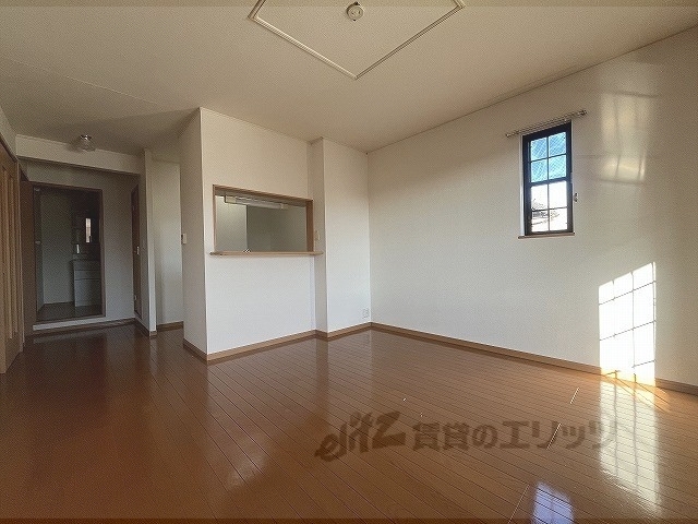 居室・リビング　リビング