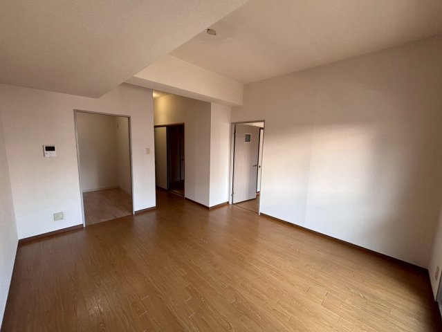 居室・リビング　グリーンオーク