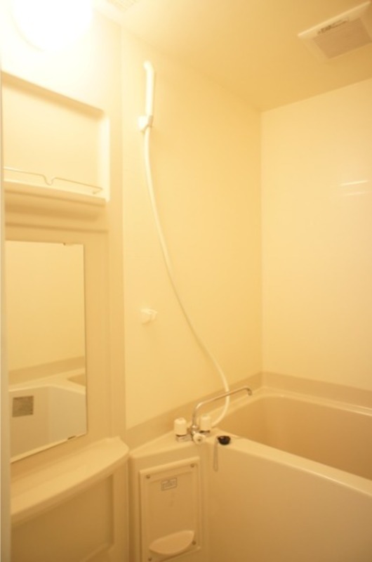 バス・シャワールーム　図面と現状に相違がある場合には現状を優先