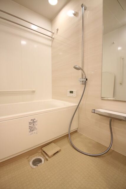 バス・シャワールーム　※別号室の参考写真です※