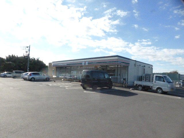 コンビニ　セブンイレブン 吉川中井3丁目店（コンビニ）まで1153m