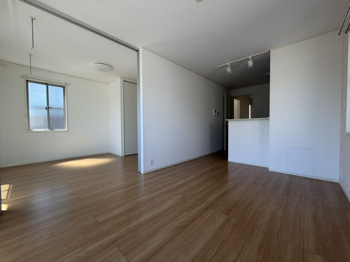 居室・リビング　広いリビング☆