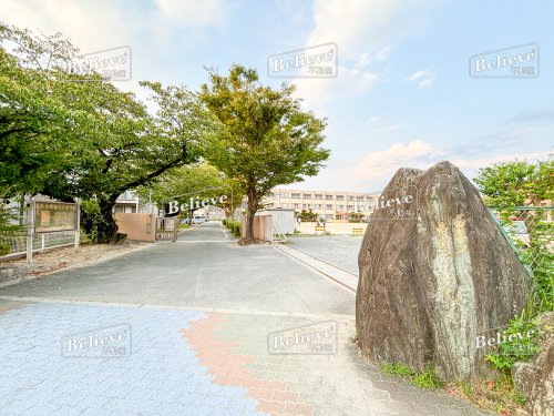 小学校　久留米市立東国分小学校（小学校）まで452m