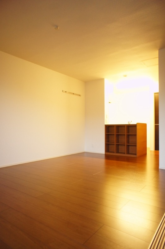 居室・リビング　図面と現状に相違がある場合には現状を優先