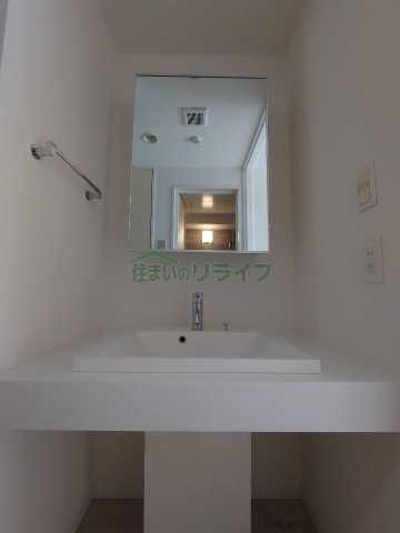 洗面設備　別部屋の参考写真です。